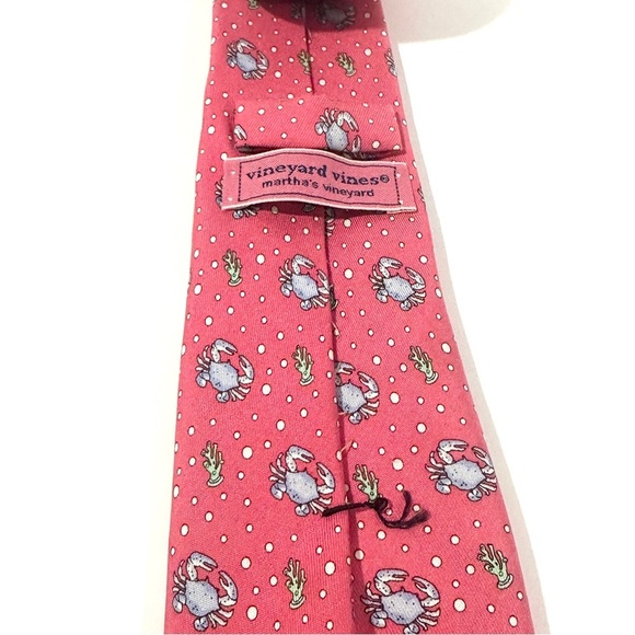 Vinyard Vines Martha's Vinyard Crab and Scallop Shell Pink Necktie - Picture 3 of 6